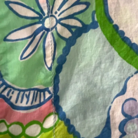 Lilly Pulitzer Amelia Island Tunic in Conch Republic Blue. S - Picture 7 of 9